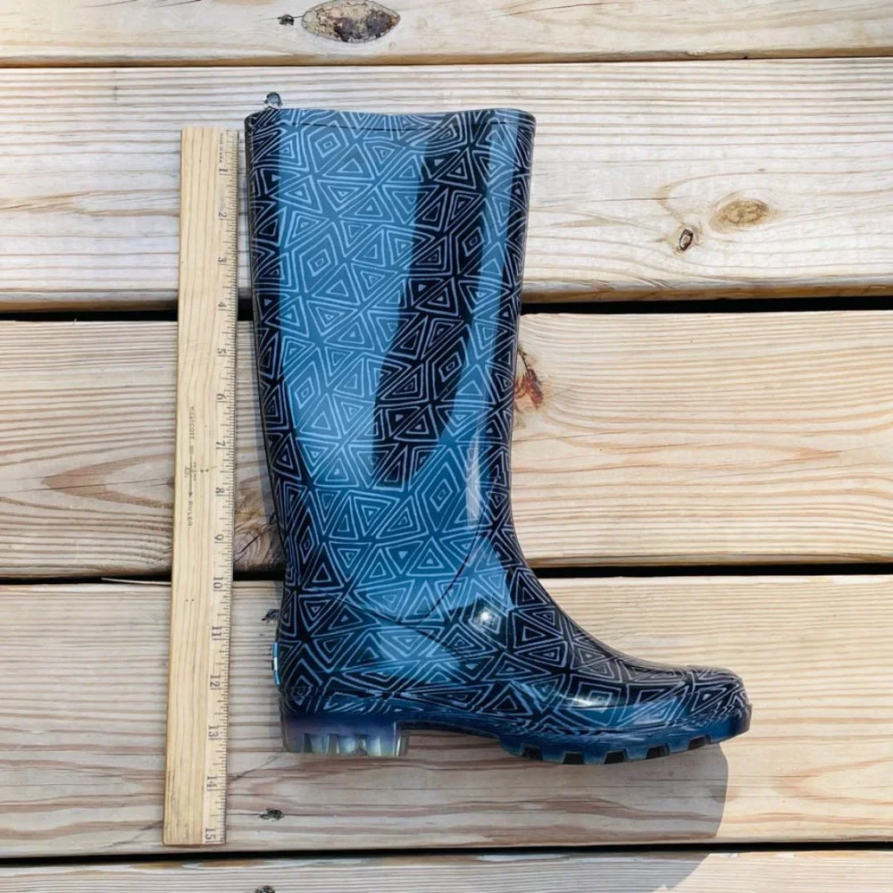 Toms waterproof rain